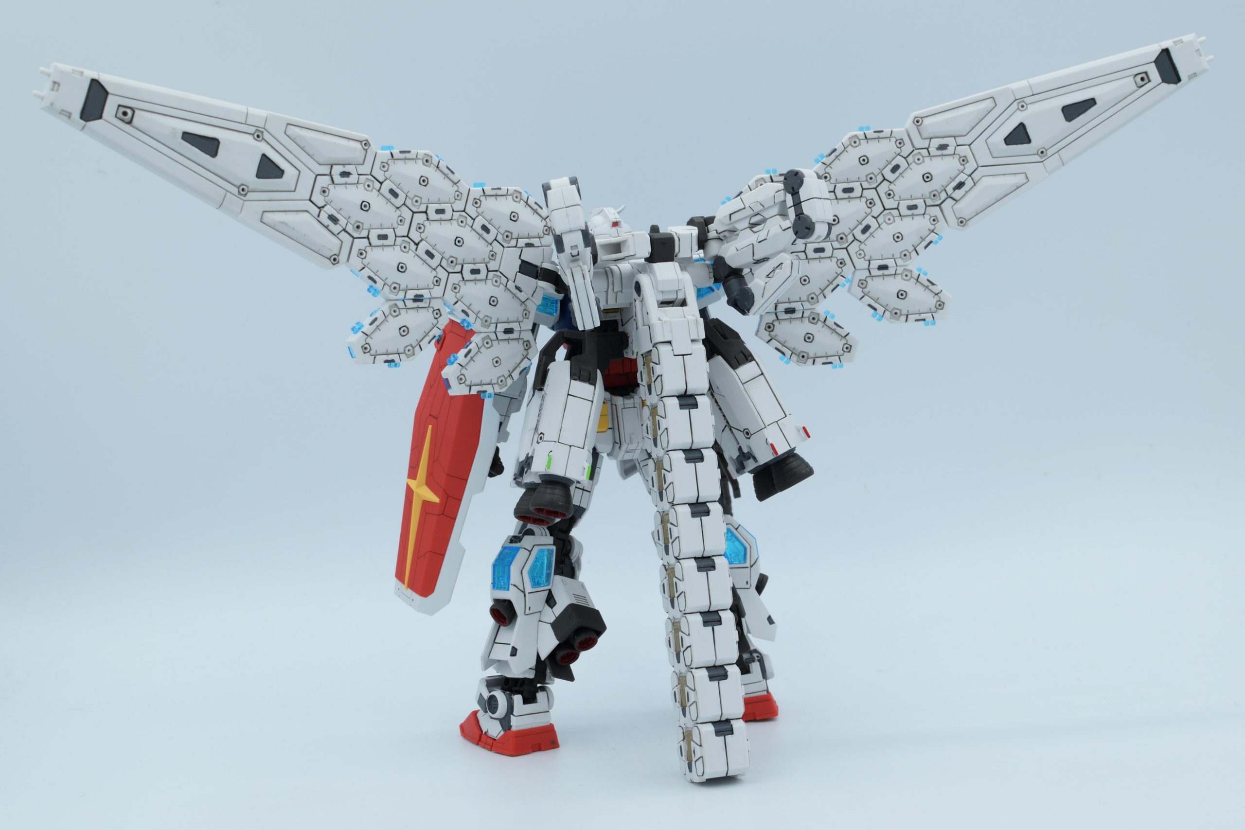 rx-78f00-e-gundam-g-l-r-s-s-feather-unit-v0-yxwilth7hh7g1